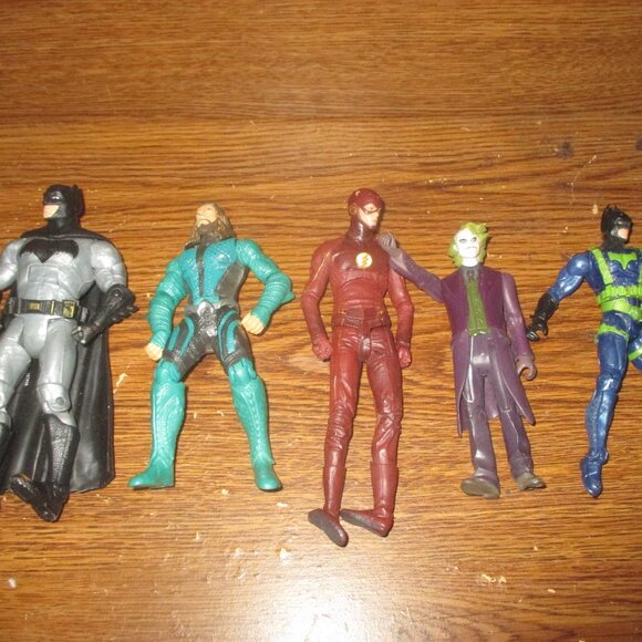 Lot of 5 DC Universe Action Figures Toy (Various Toys Companies, 2000+) Lot #1 - Picture 1 of 6